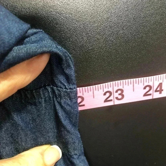 Liz Claiborne Blue Jean long length,button down,elastic tie waist,chest pockets - Picture 6 of 9